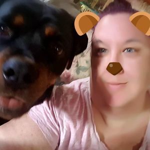 Meet your Posher, Molynn